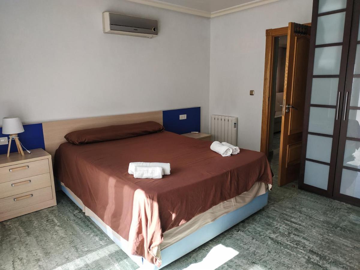 Apartamentos Deluxe San Julian Torrevieja Luaran gambar